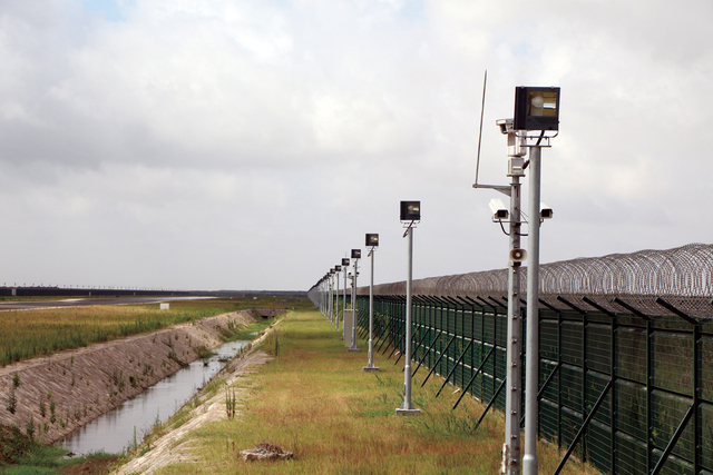 上海浦东国际机场围界安防系统securitysystemofshanghaipudonginternationalairport